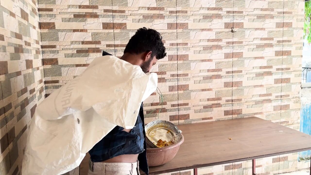 The beggar saw an open house, went inside, saw Aksha taking a bath and had sex with her.