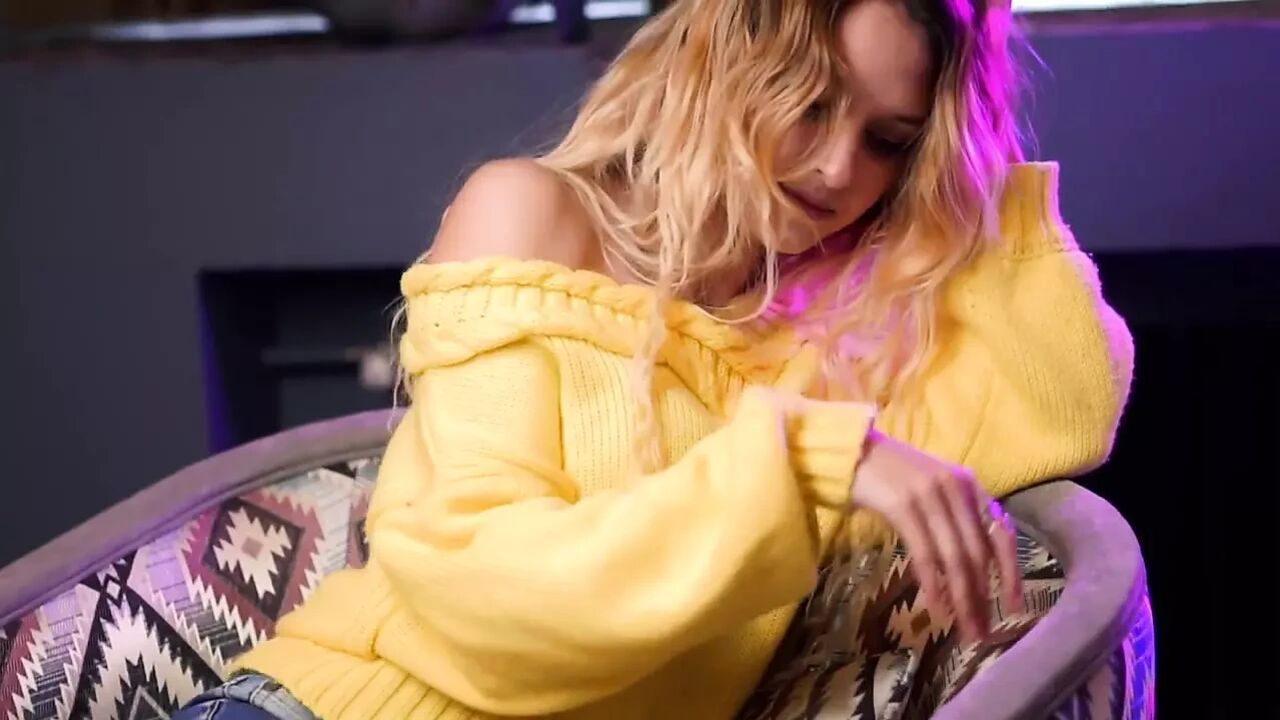 LilaMonroe video