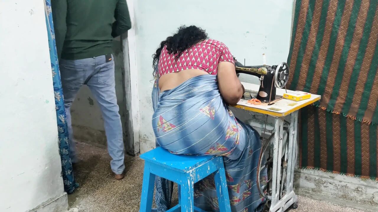 My Mother-in-law, a Tailor, Was Sewing Clothes, so I Had Sex with Her as if to Help Her.