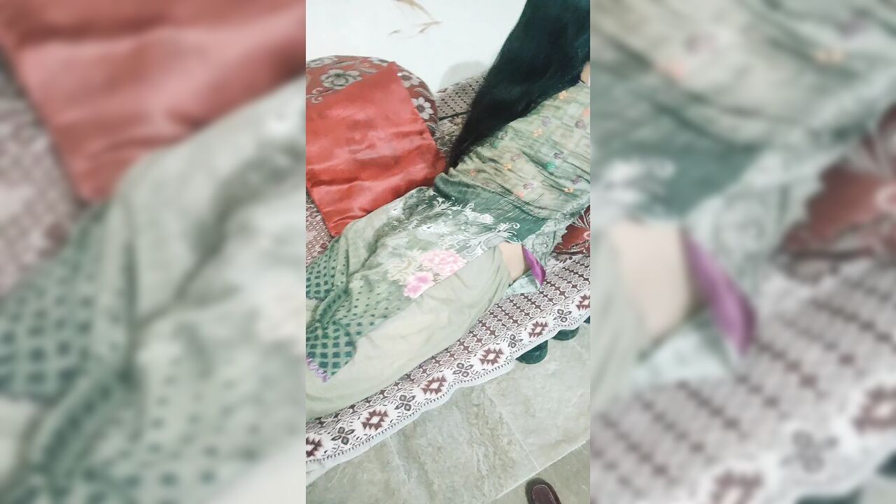 Loray ki Dewani Bhabi Gand me