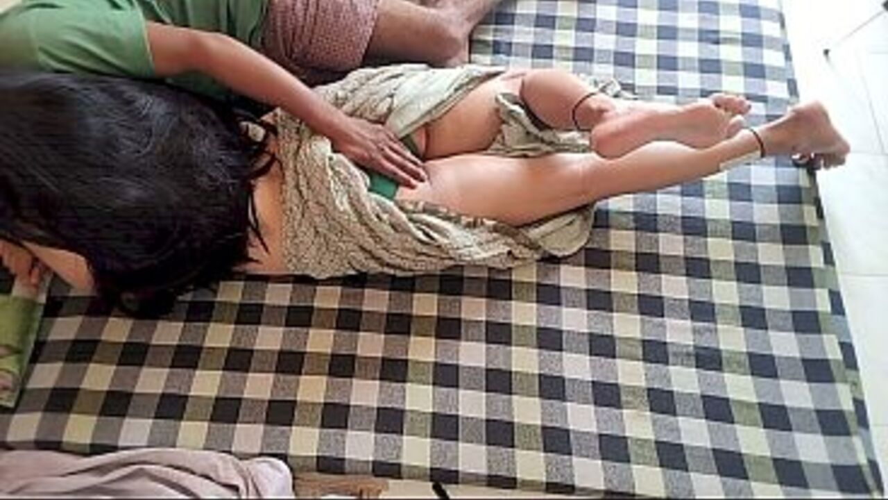 Kammo darling's first anal sex with her father in law, while she was lying in doggy style.