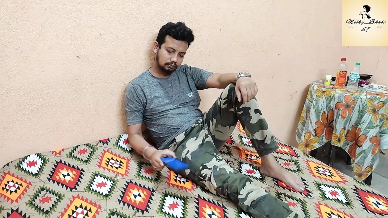 PEHLI BAAR AAPNE GIRLFRIEND SE MILNE JAKE DUSRI LARKI KO CHOD DALA
