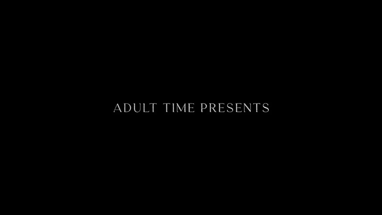 Modern-day Sins - Kinky College Couple Has Insane Public Sex at Party!
