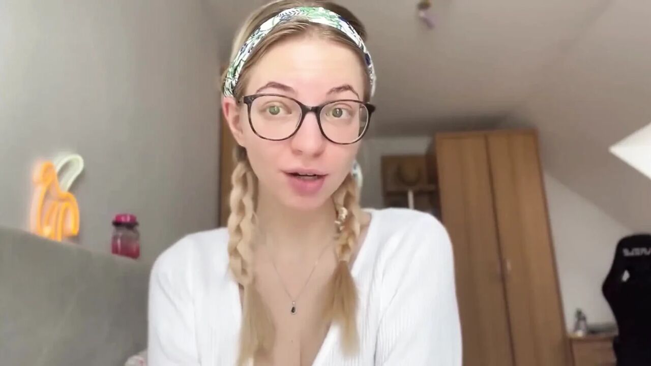 Pros and Cons of Being in a Female Led Relationship (for Both Genders)