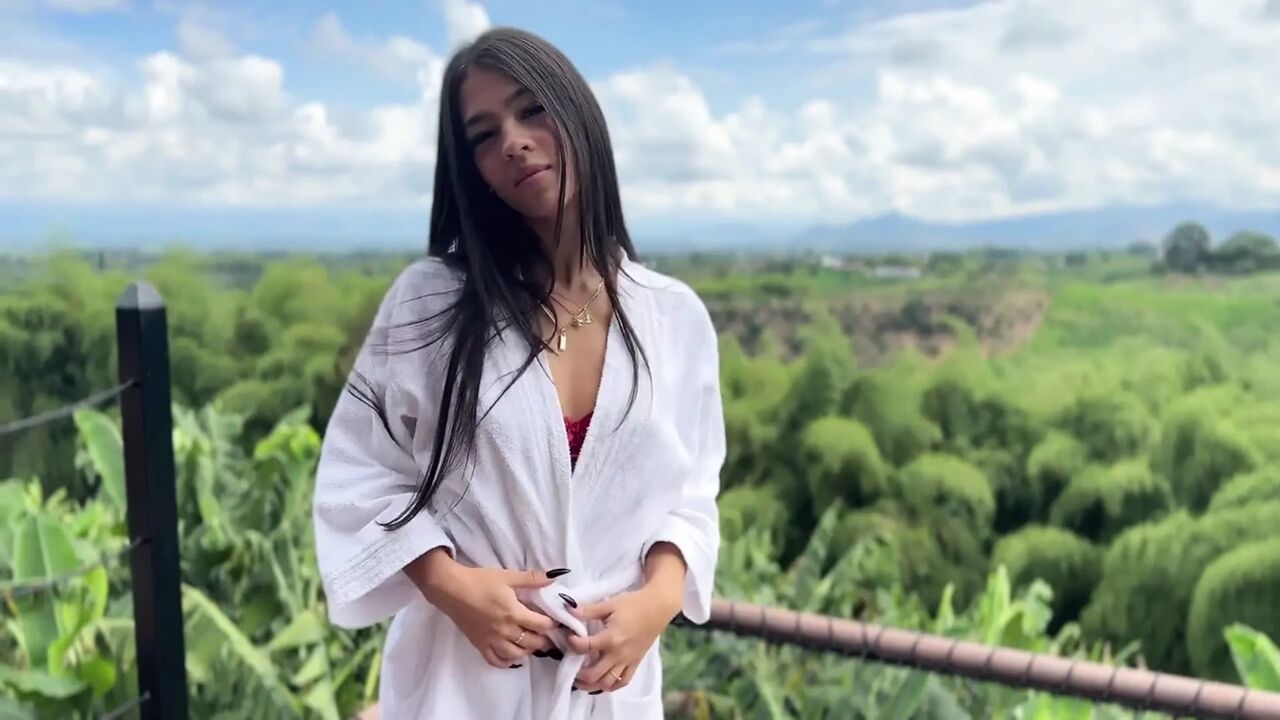 Creampie my pussy with your warm cum! Annacherry