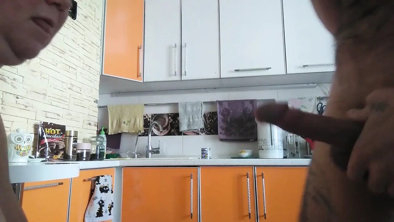 Her mouth couldn't take that much cum