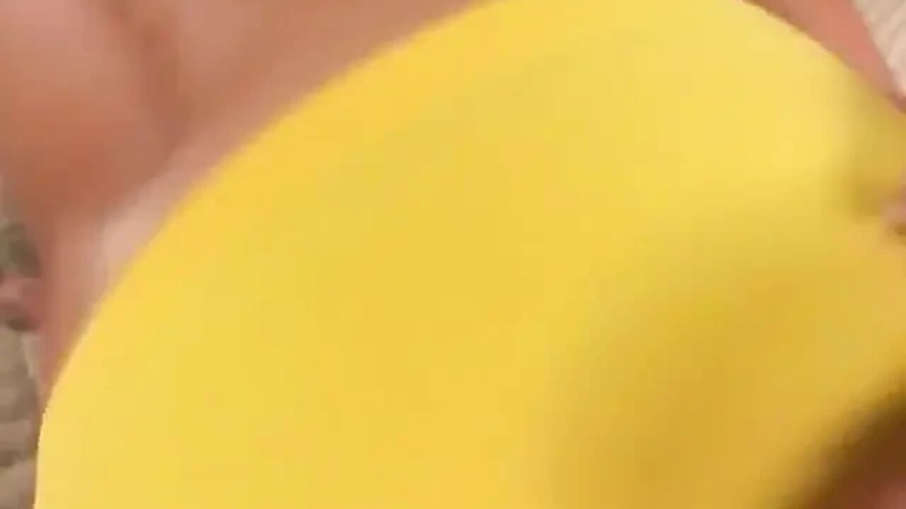 Two teens share one dick