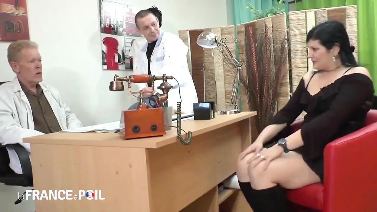 Big Brunette Bitch Gets Shaved and Fist Fucked