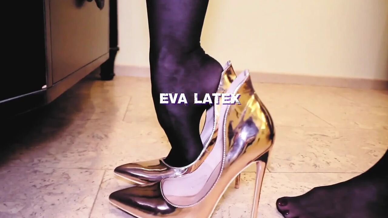 Eva Latex fetish BDSM goddess milf kink femdom solo