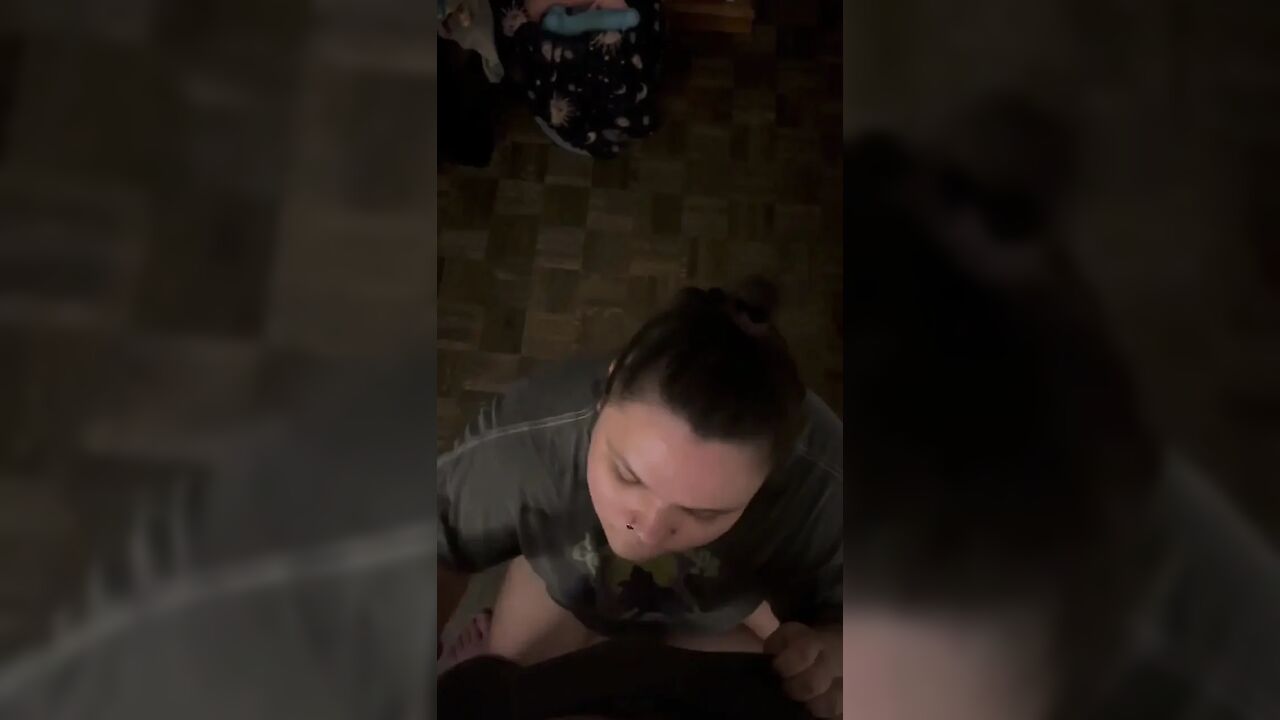 Homemade Amateur Blowjob and Facial No Makeup