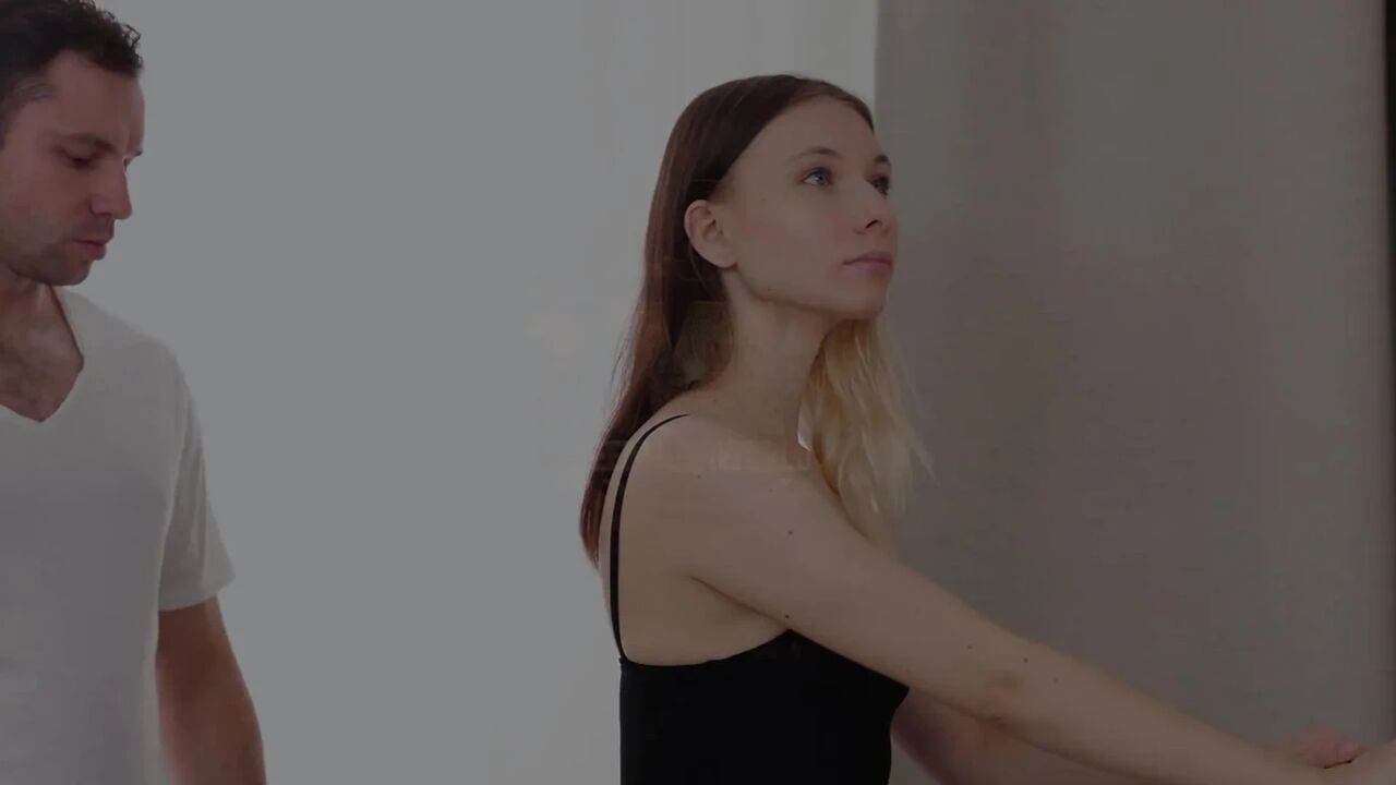 Stretched Ballerina - Trailer