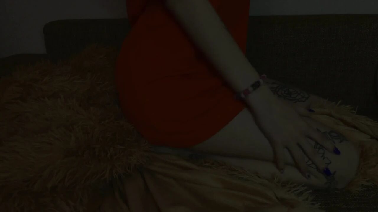 Orgasm in the Room: Cum with Me