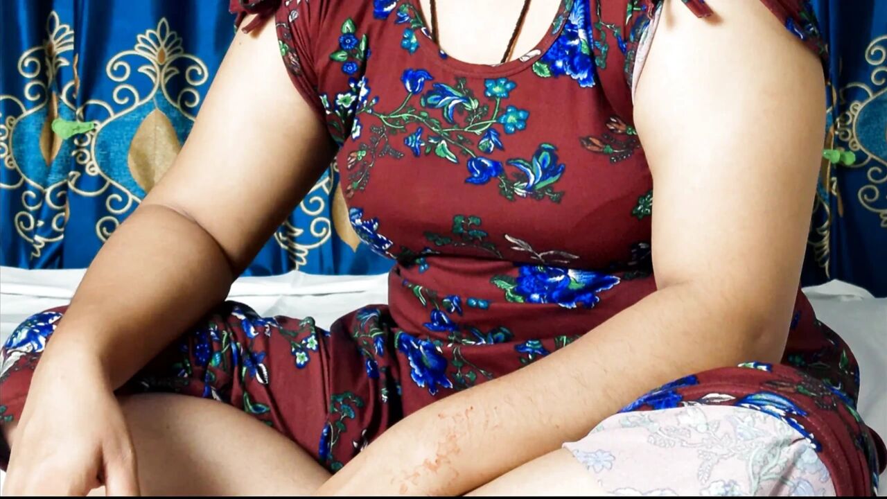 I’m fucking hard my stepmother, stepmom miss my stepdad so she wants my hard cock