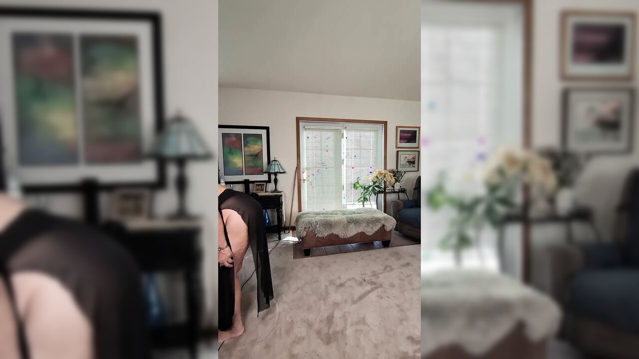 Masturbating My Hairy Pussy with My Favorite Dildo