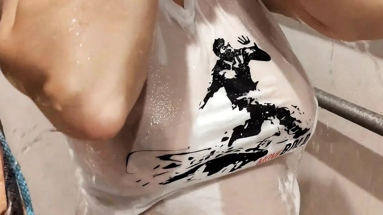 Wet T-shirt 2