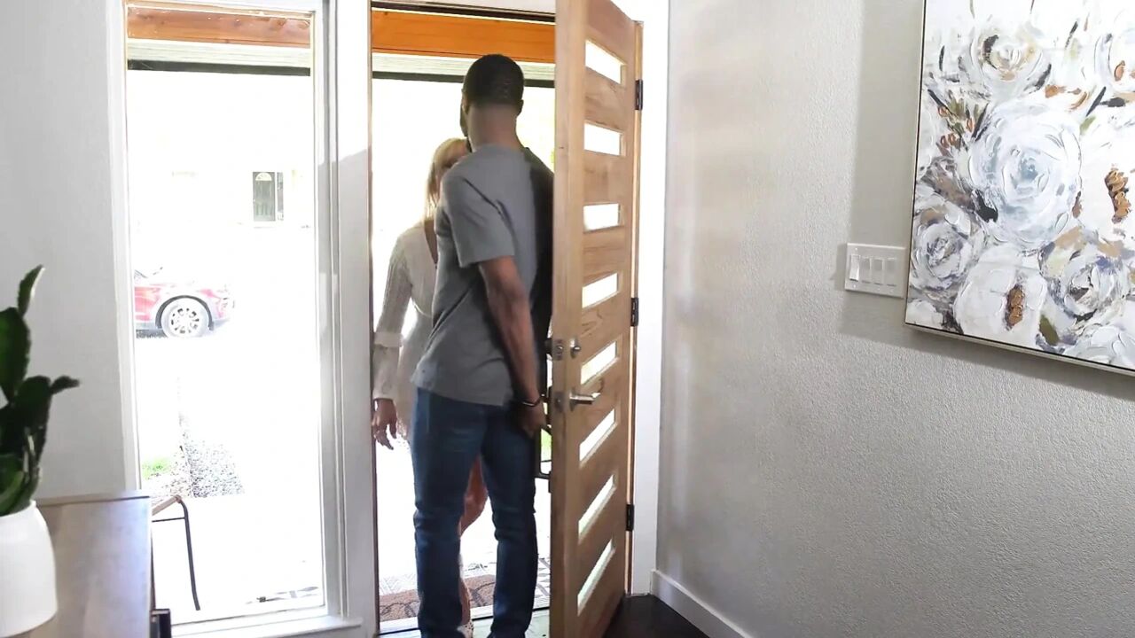 Presley Wants More Black Cock