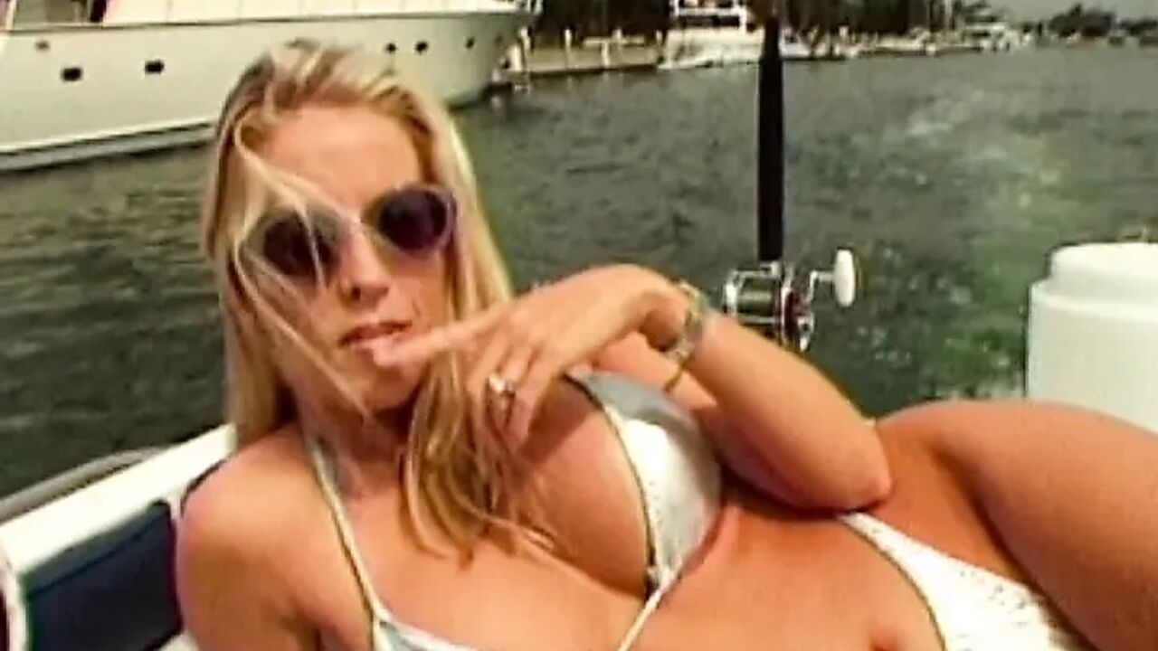 Stunning French MILF Got Her Pussy Banged on Yacht