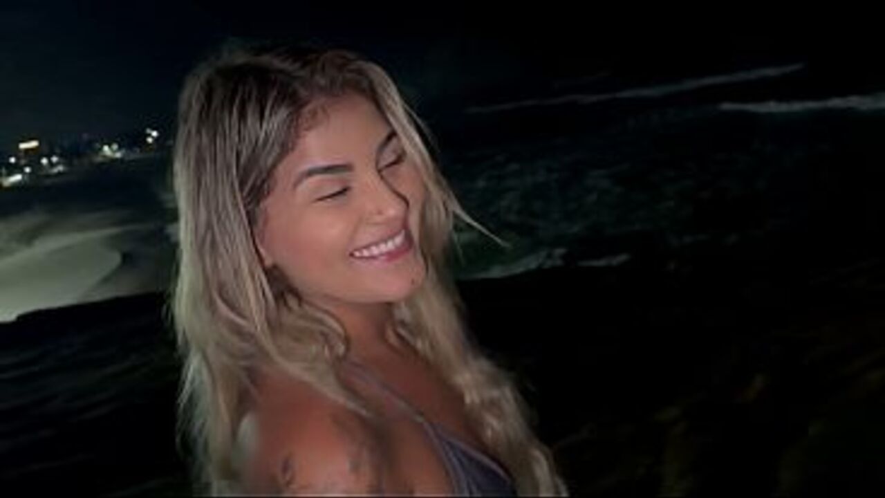I met the married woman on Recreio beach, took her home, filled her with milk, and recorded it for her husband to see.