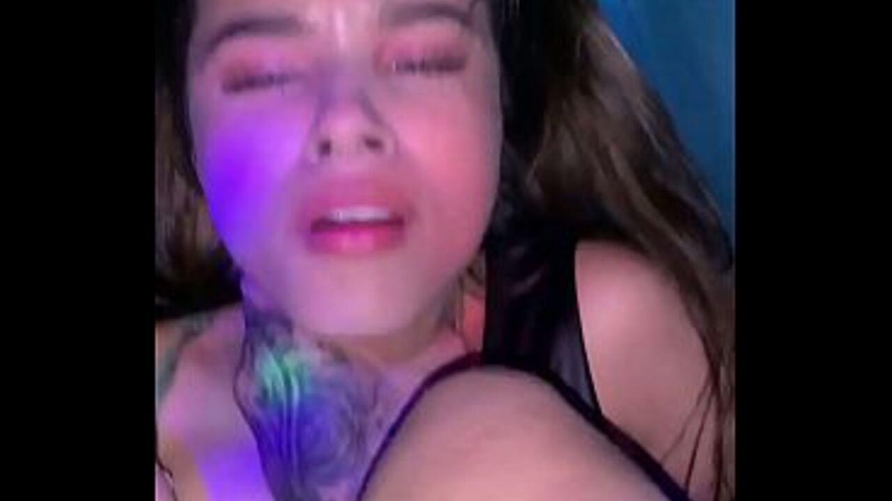 I dance with a stranger at the nightclub and he ends up fucking me very hard