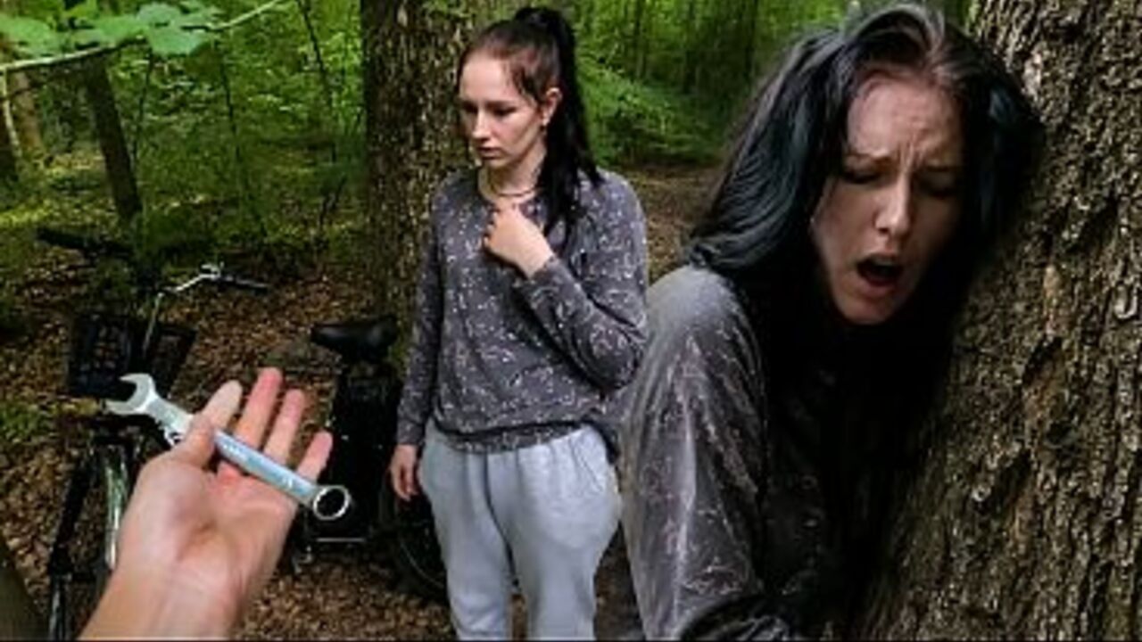 DUMB BRUNETTE BROKE HER BIKE IN THE WOODS & PAID WITH HER PUSSY FOR THE REPAIR! DOGGYSTYLE FUCK WITH MESSY FACIAL AND DEEP SWALLOW!